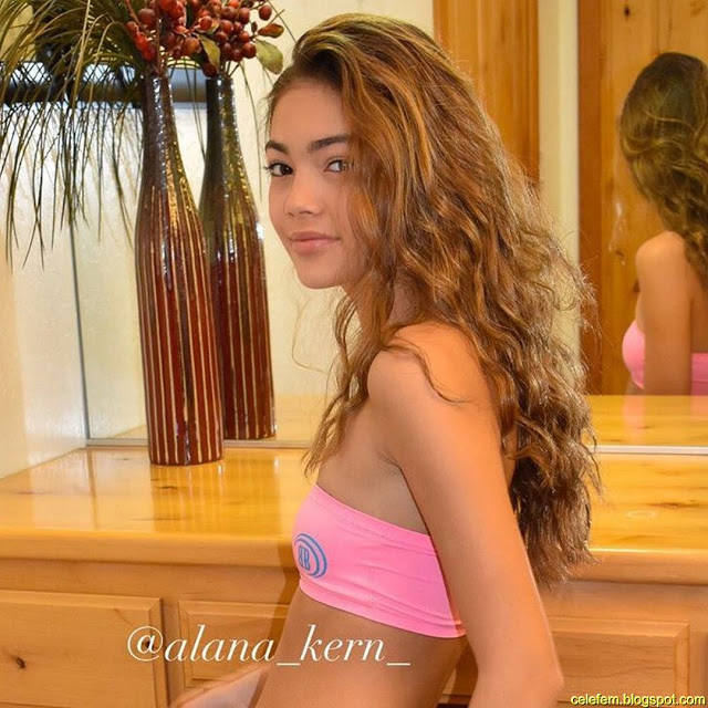 Alana Kern: We continue with the Australian beauties and now we have a new gallery of this little doll who is getting more and more beautiful. 163